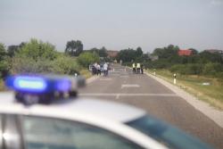 Detalji udesa kod Sombora: Pijani vozač naleteo na mladiće dok je preticao