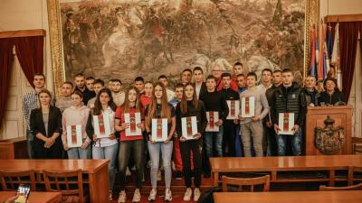 Uručeno trideset stipendija za najuspešnije sportiste grada Sombora