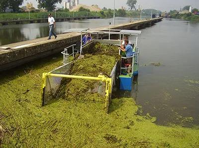 Košenje podvodne vegetacije u kanalima uveliko u toku