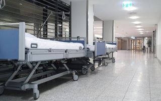 Strah od širenja hantavirusa: Žena se iskrcala sa "kuzera smrti" pa se srušila i umrla