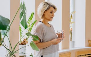 Od "strujnih udara" do akni: 30 neobičnih lica perimenopauze