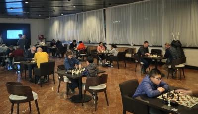 Međunarodni šahovski turnir u Apatinu okupio veliki broj šahista iz šest zemalja