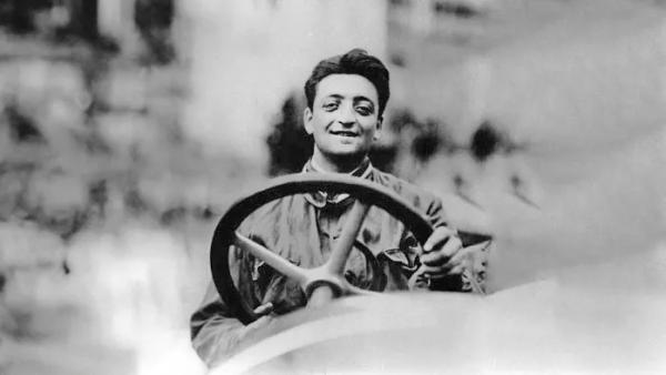 Ko je bio Enco Ferari - vodio buran život, bio miljenik tabloida i napravio najbolji auto ikada