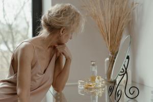 Perimenopauza i menopauza: Koje su razlike i šta je najvažnije kod ublažavanja simptoma