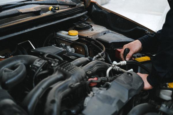 Motor u praznom hodu radi neravnomerno - šta bi moglo da bude uzrok?