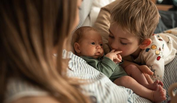 Zvanično najpopularnija ženska i muška imena u Srbiji i njihovo značenje