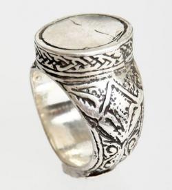 U Somboru suvenir replika srednjovekovnog nakita