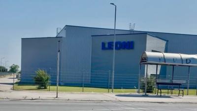 Prvih 400 od ukupno 1900 radnika Leonija dobilo otkaze. Neuplaćen staž za osam poslednjih meseci.