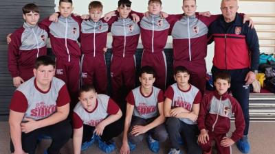 Mirko Rkman i Rade Šumonja, rvači somborskog Sokola, prvaci Srbije