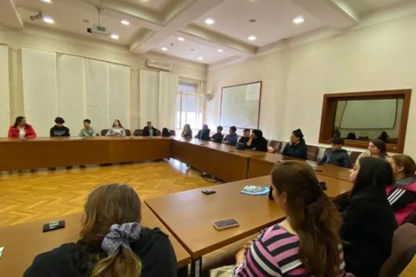 Okrugli sto u Somboru: Izazovi i perspektive nastave romskog jezika