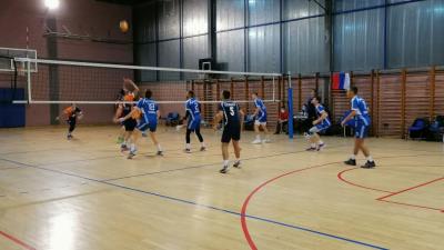 Loš dan za somborske odbojkaške klubove