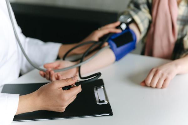 Kardiolozi ukazali na naviku koja može da poveća krvni pritisak