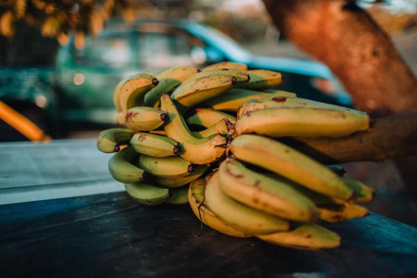 Čemu služe bele niti na bananama i da lih je dobro jesti?