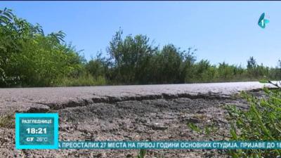 Meštane salaša Nenadić kraj Sombora muči loš put pun rupa (VIDEO)