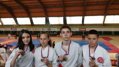 Četiri medalje za Karate klub Dušan Staničkov, najstariji somborski karate klub