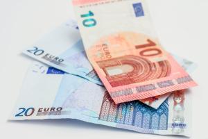 Evro se menja: Šta će biti sa starim novčanicama