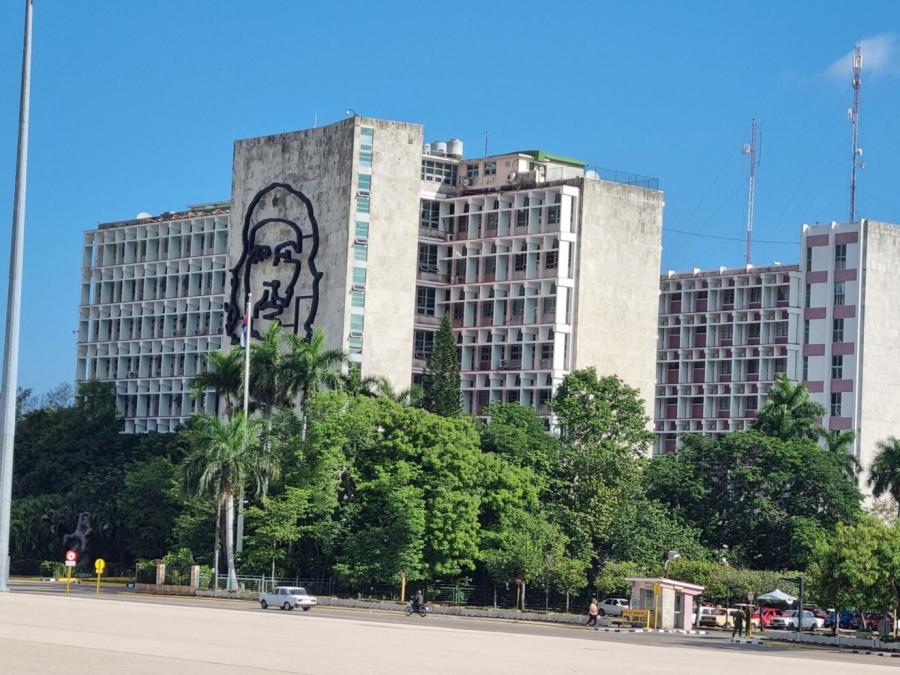 Tamo gde prestaje logika – počinje Kuba: Kako izgleda život sa 30 evra mesečno?