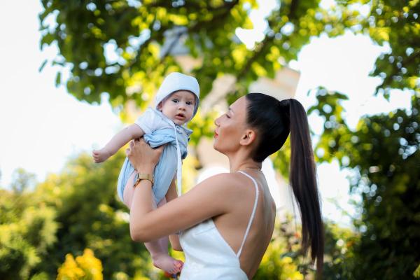 Zbog čega su bebe rođene tokom leta 