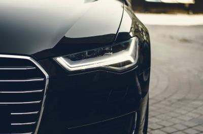 Tržište polovnih automobila u Evropi: Cene rastu, ali električni modeli brzo gube vrednost
