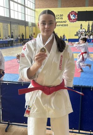 Somborska karatistkinja Kristina Kosanović zlatna na "Kupu mladosti 2026"