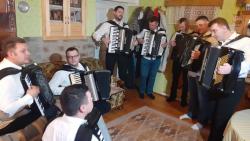 Somborski harmonikaši uz muziku ispratili staru godinu