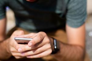 Istraživanje pokazalo da nas telefoni ne prisluškuju - ono što rade je još gore