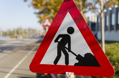VOZAČI, OPREZ I STRPLJENJE Sređuje se put prema Apatinu, na izlazu iz Sombora